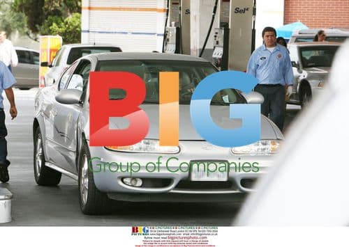 Zac Efron Fuels Up in Beverly Hills