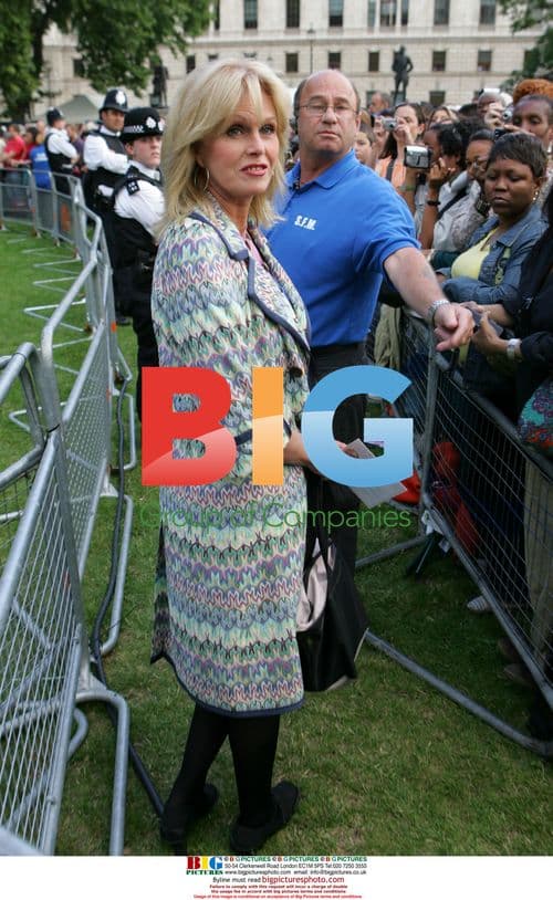 Nelson Mandela statue unveiling in London