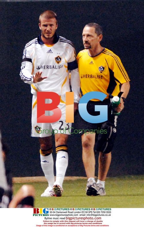 David Beckham Leaves SuperLiga Final Match