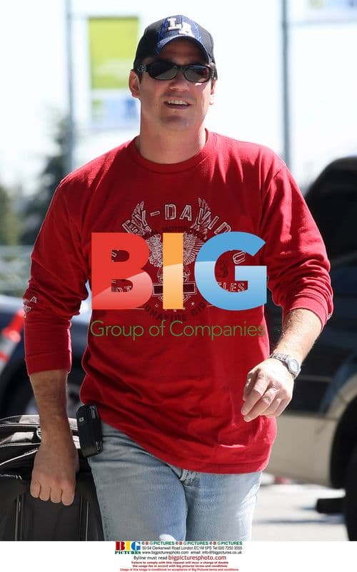 Dean Cain Films 'Smallville' in Vancouver