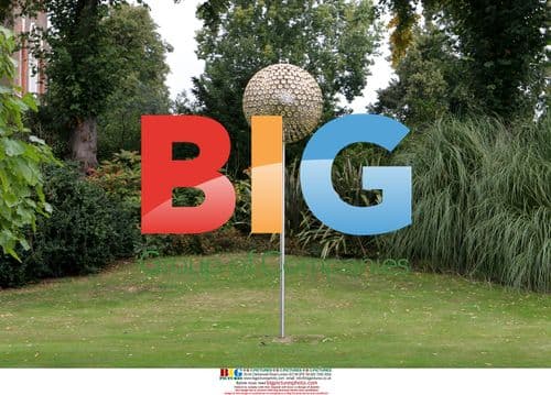 Commemorative Floral Art at Kensington Palace