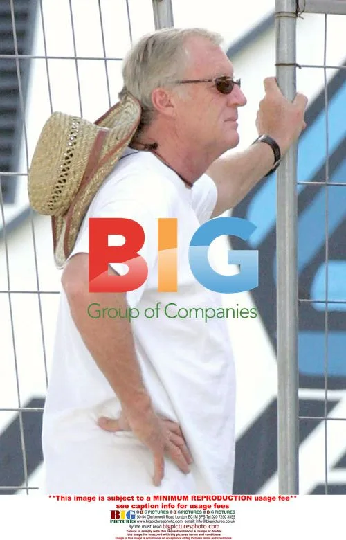 Chris Tarrant gets cozy with girlfriend Jane Bird in Italy