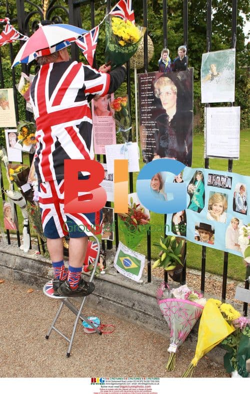 Princess Diana tribute at Kensington Palace