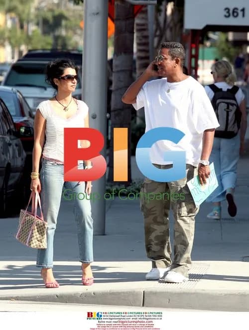 Jermaine Jackson and Wife Shopping in Beverly Hills