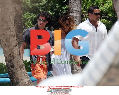 Jennifer Lopez and Marc Anthony on Vacation in Puerto Rico