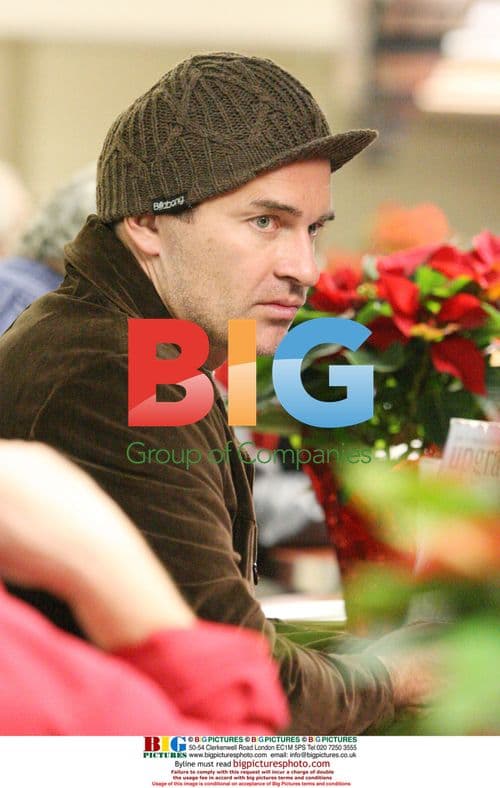 Julian McMahon and Family Depart LAX