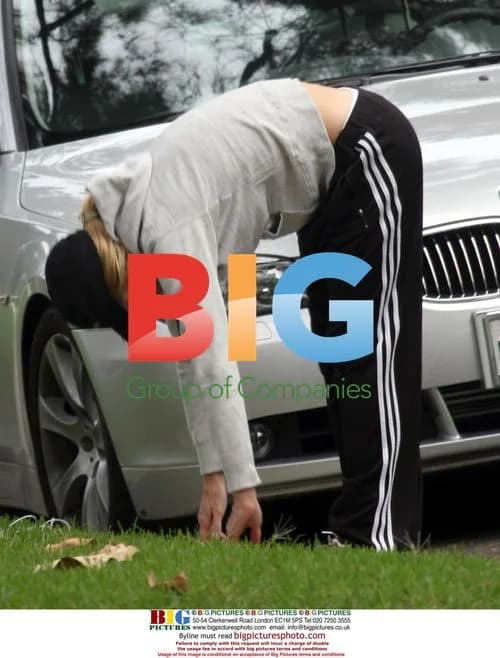 Meg Ryan Jogging in Brentwood