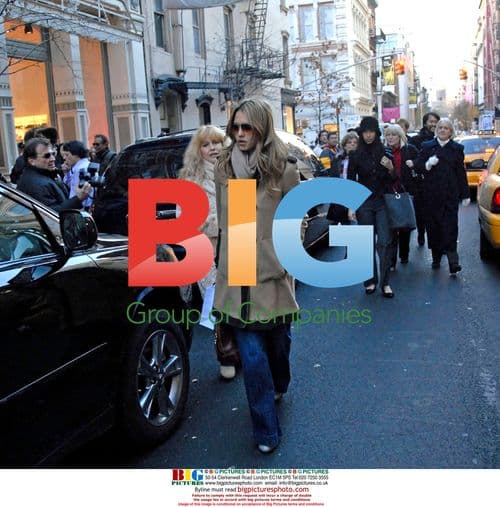 Jessica Alba shopping in Soho, NYC