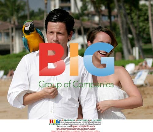 Jennifer Love Hewitt and Ross McCall in Maui