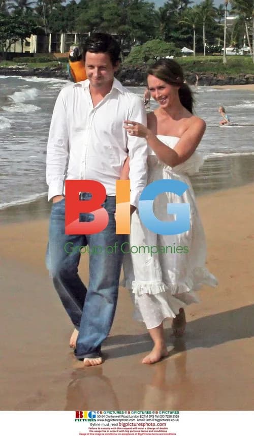 Jennifer Love Hewitt and Ross Mccall on Hawaiian Beach