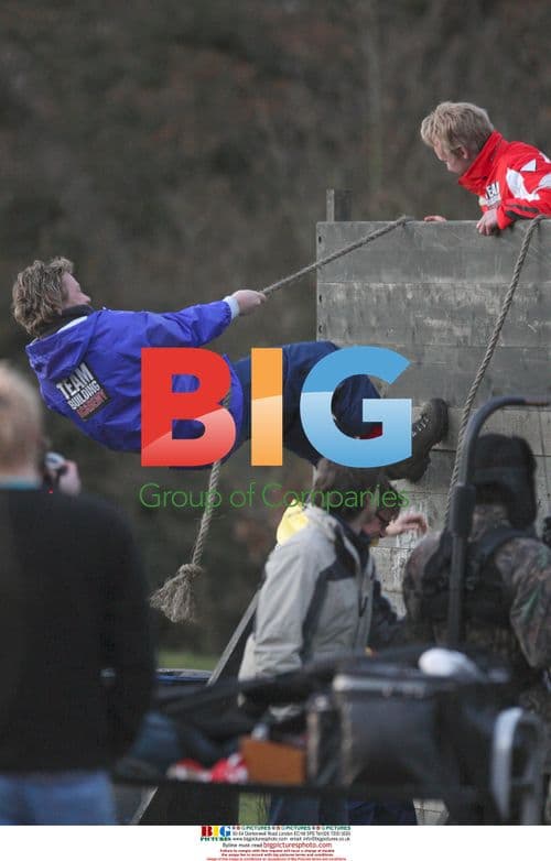 Celebrity Chefs in Paintball Shootout