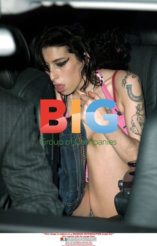 Amy Winehouse Visiting Blake in Prison