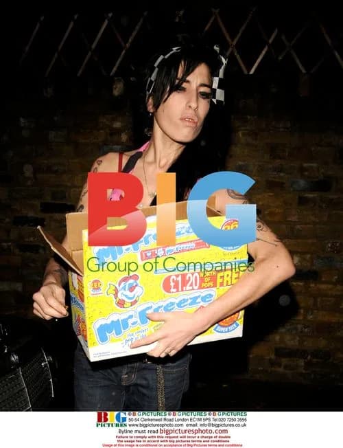 Amy Winehouse gets late night treats