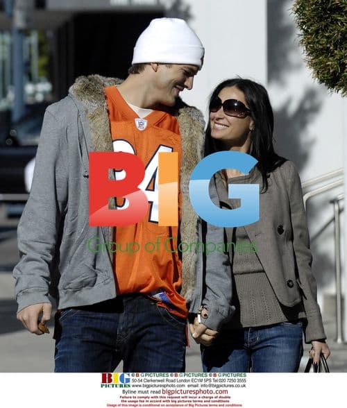 Demi Moore and Ashton Kutcher's Romantic Walk