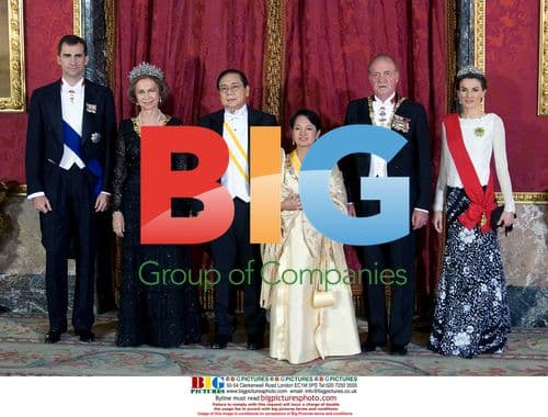 Royals Host Dinner for Philippine President