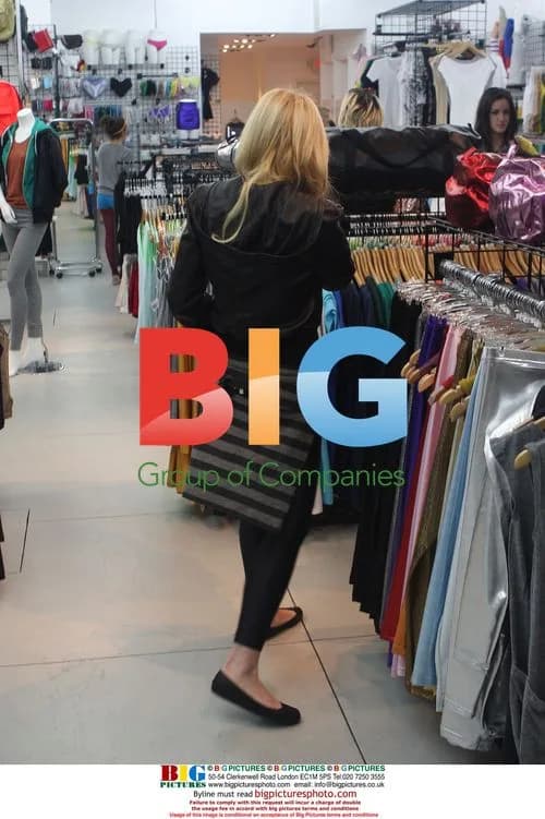 Lindsay Lohan shopping at American Apparel