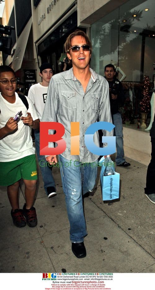 Larry Birkhead Holiday Shopping in West Hollywood