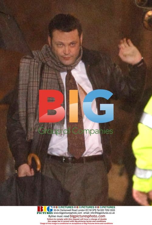 Reese Witherspoon and Vince Vaughn on 'Four Christmases' set