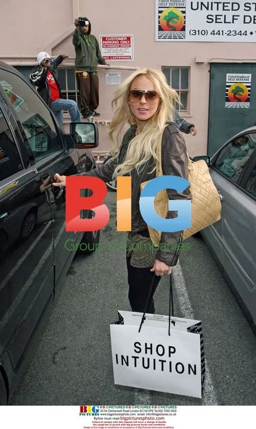 Lindsay Lohan shopping in LA