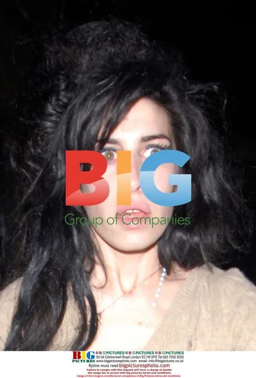 Troubled Amy Winehouse Leaving Home