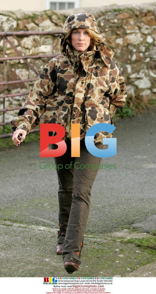 Cerys Mathews with Children in Wales