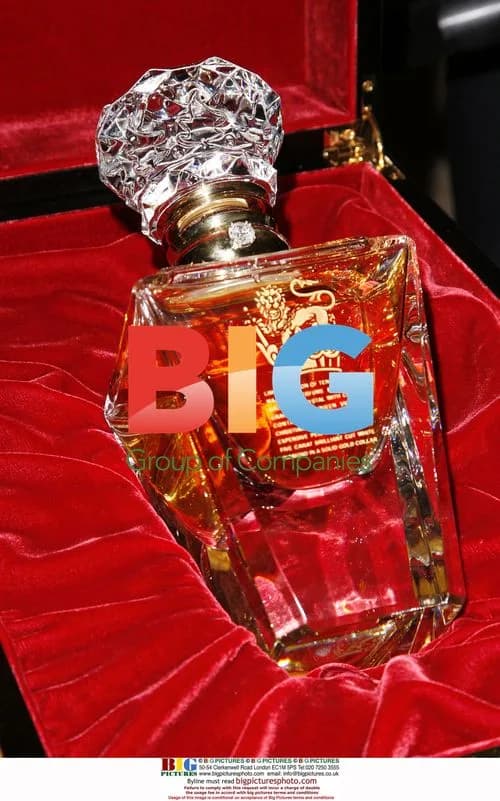 Clive Christian Presents $215,000 Perfume Bottle