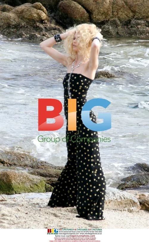 Claudia Schiffer's Comeback Modelling Shoot