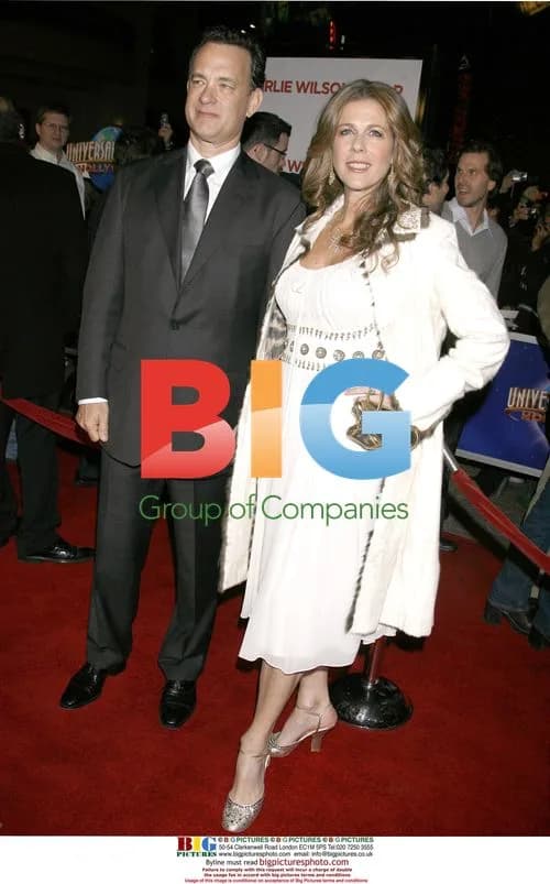 Tom Hanks and Rita Wilson at "Charlie Wilson's War" Premiere