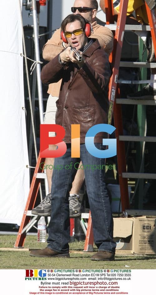 Jim Carrey and Zooey Deschanel film "Yes Man"