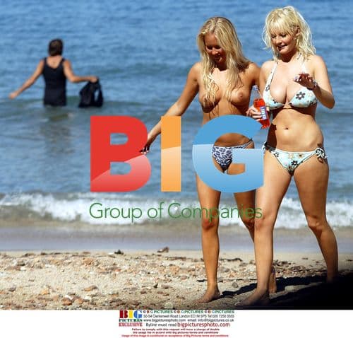 Models Anna Taverner and Michelle Marsh, South of France