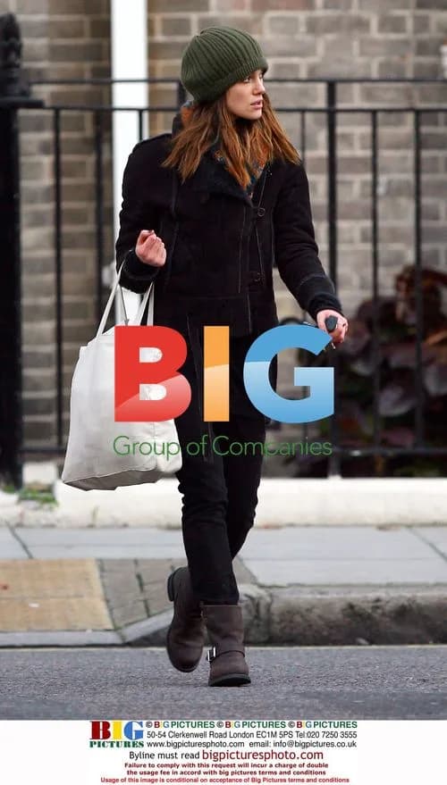 Keira Knightley leaves home with Rupert Friend