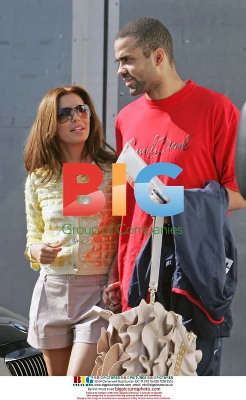 Tony Parker and Eva Longoria Pick Up Smoothies