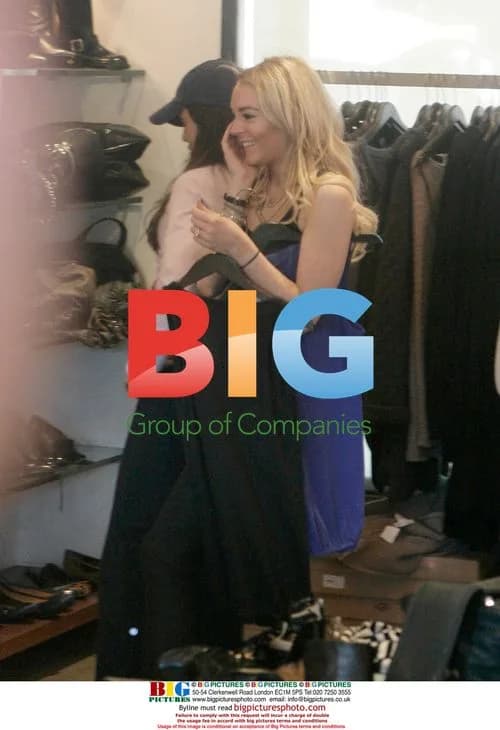Lindsay Lohan shops in Malibu