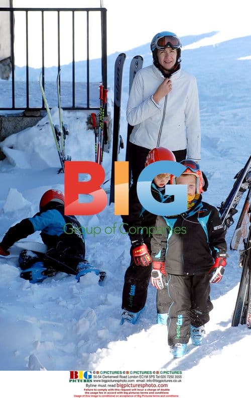 Princess Cristina skiing in Pyrenees