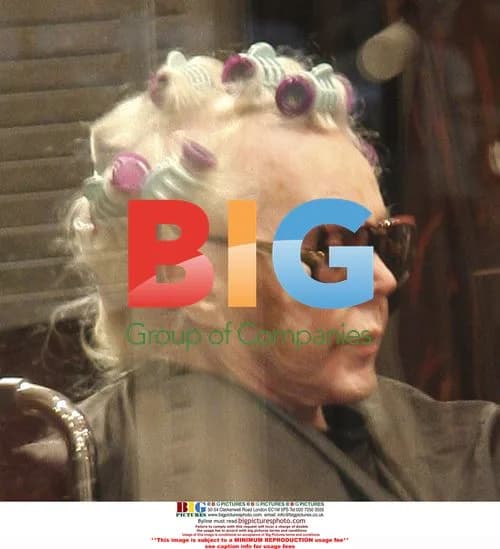 Zsa Zsa Gabor leaving salon with husband