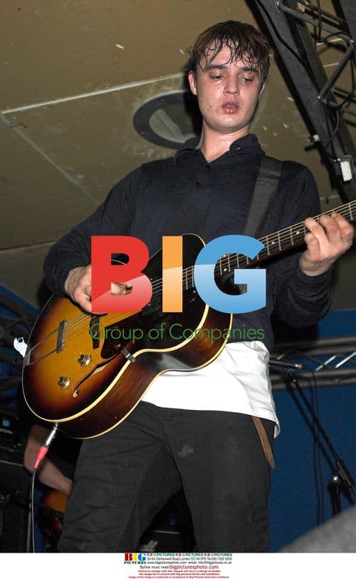 Pete Doherty Rocks Rhythm Factory Gig