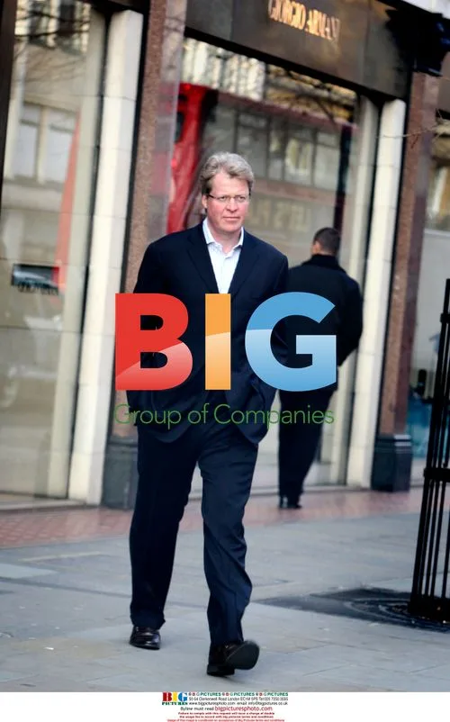 Earl Spencer Shopping in London