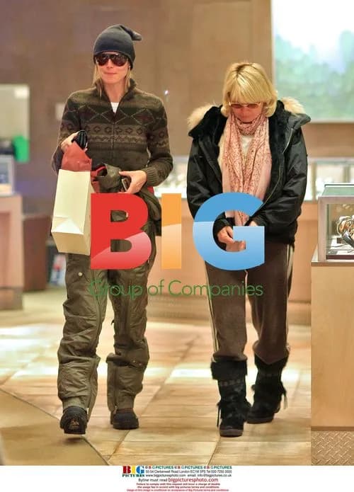 Heidi Klum Shopping with Mother in Aspen