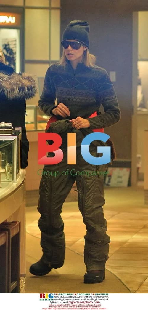 Heidi Klum Shopping in Aspen