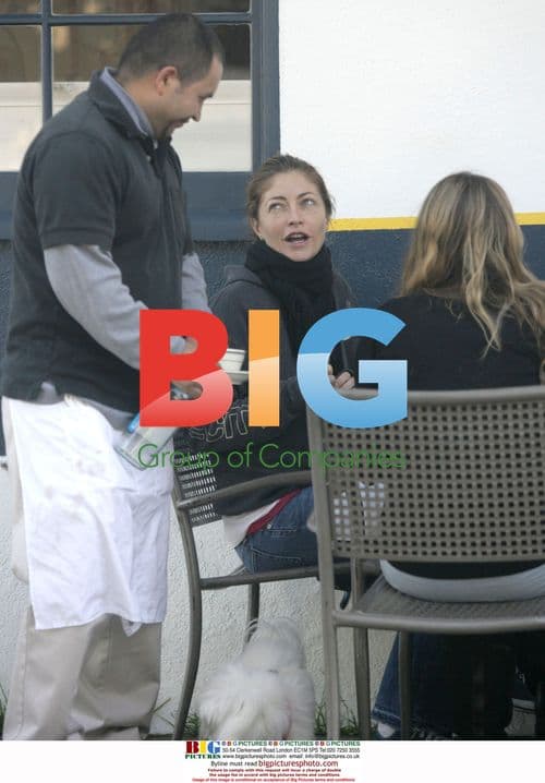 Rebecca Gayheart Eating and Smoking with Friends