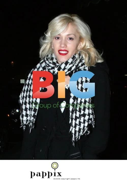 Gwen Stefani with Husband and Son in London
