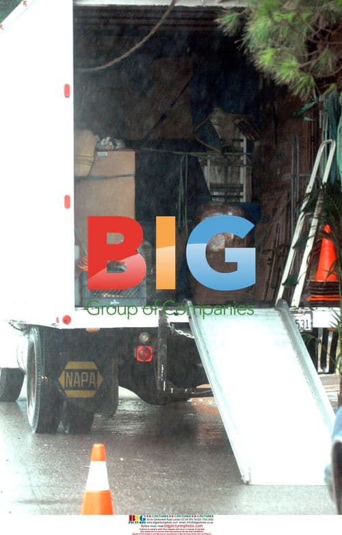 Jennifer Aniston moves out of Malibu home