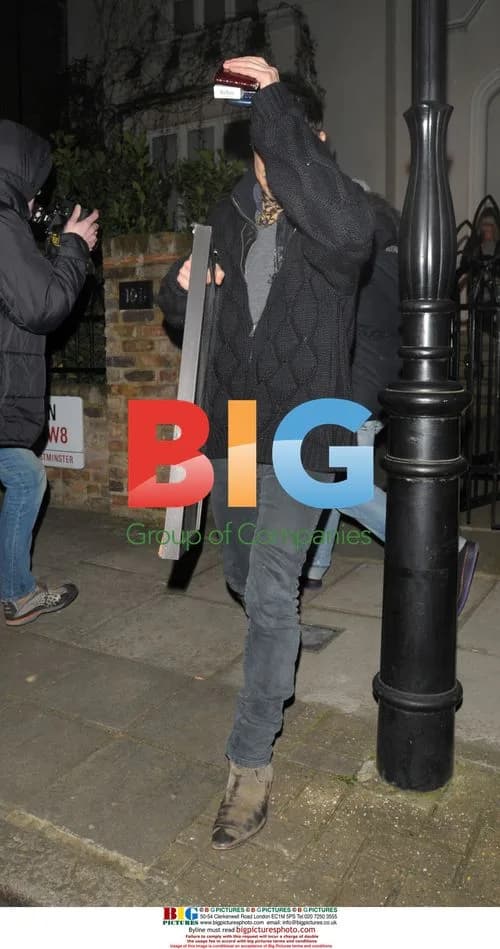 Kate Moss and Jamie Hince party at Sienna Miller's