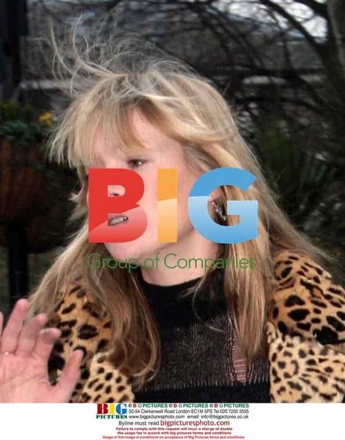 Kate Moss Leaves North London Home