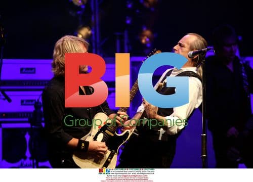 Status Quo Perform at Caird Hall Theatre