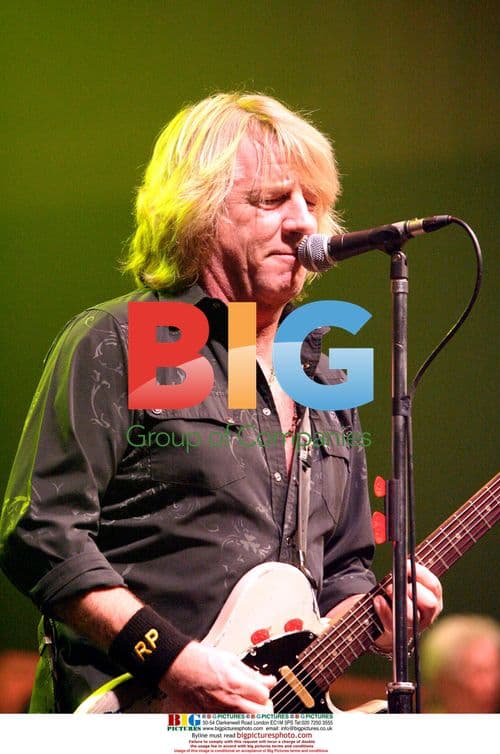 Status Quo Perform in Dundee, UK