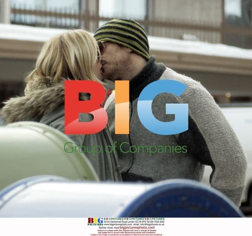 Oliver Hudson and wife Erinn Bartlett in Aspen