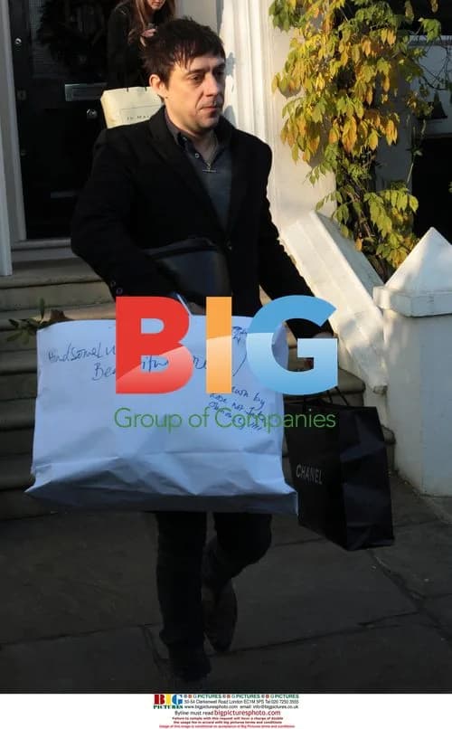 Kate Moss and Jamie Hince Leaving House