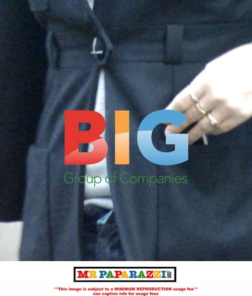 Lily Allen Showing Baby Bump