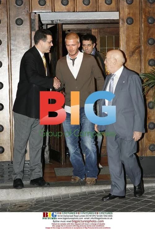 David Beckham Leaves Favorite Madrid Restaurant